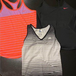 A athletic top bundle